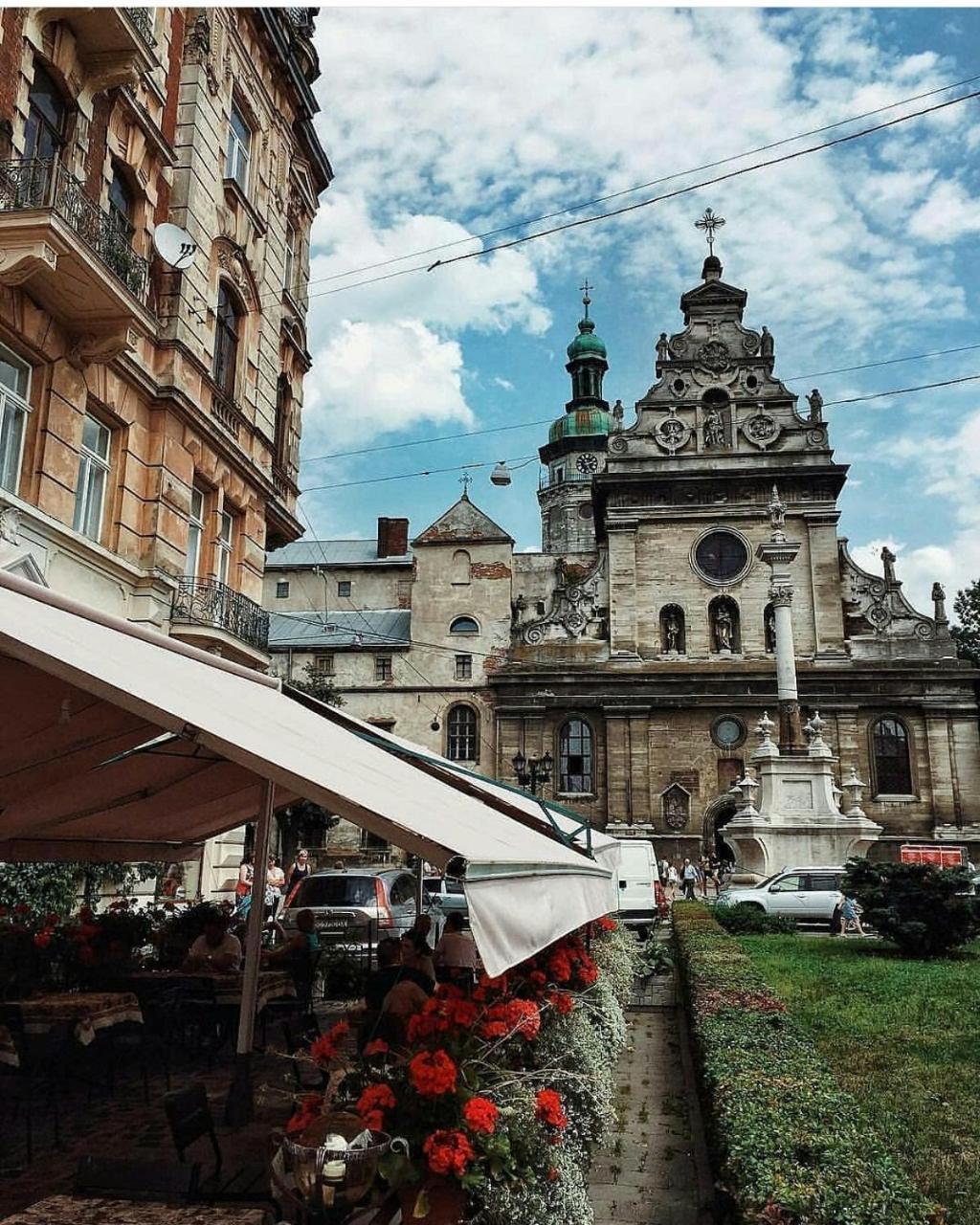 Green Apartment Lviv Exterior photo
